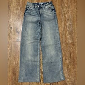 women’s refuge denim washed jeans size 1